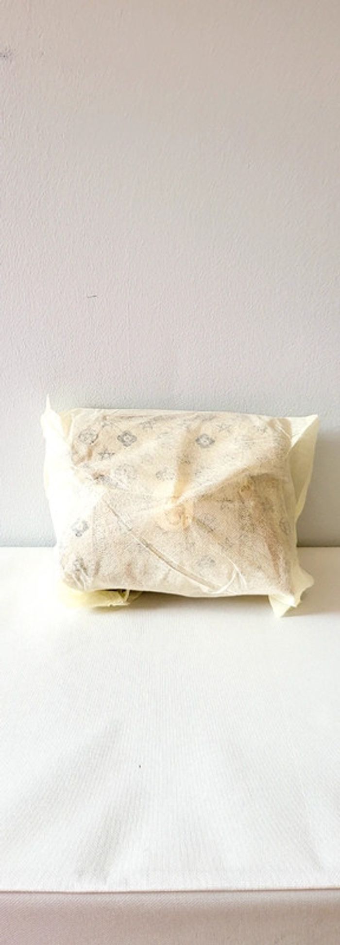 Sac à main beige imprimé doré – Élégant et tendance avec bandoulière - photo numéro 8