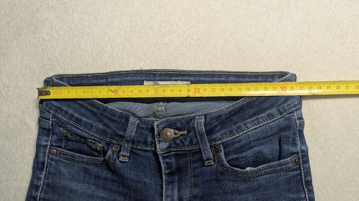 Jeans Levi's excellent état - photo numéro 3
