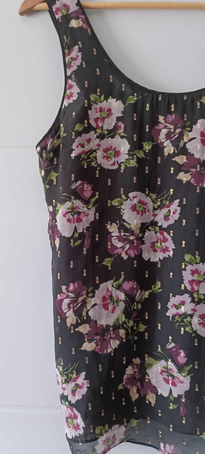 Haut fleuri sans manches à bretelles "Massimo Dutti" - photo numéro 4