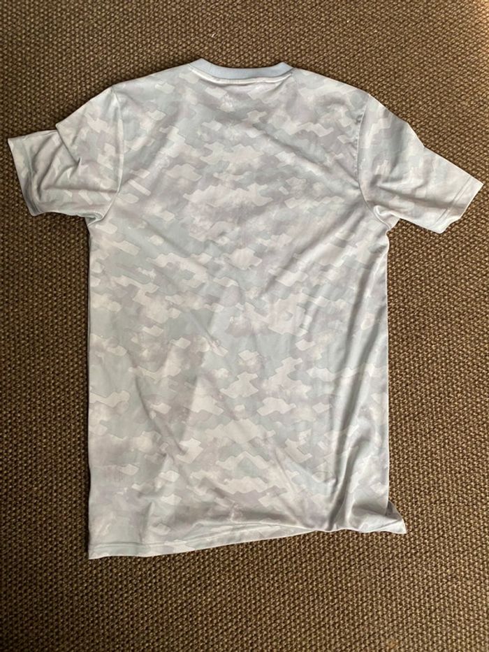 T-shirt olympique Lyonnais - photo numéro 8