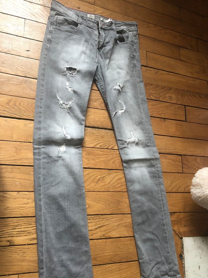 Jean ikks gris