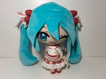 Peluche Hatsune Miku Birthday Cake Hatsune 16th Birthday Kuji