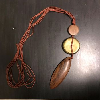 🌺 collier sautoir marron perles en bois et métal doré