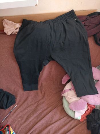 Corsaire jogging tex t.xl étiquette de prénom collé pas de vinted go