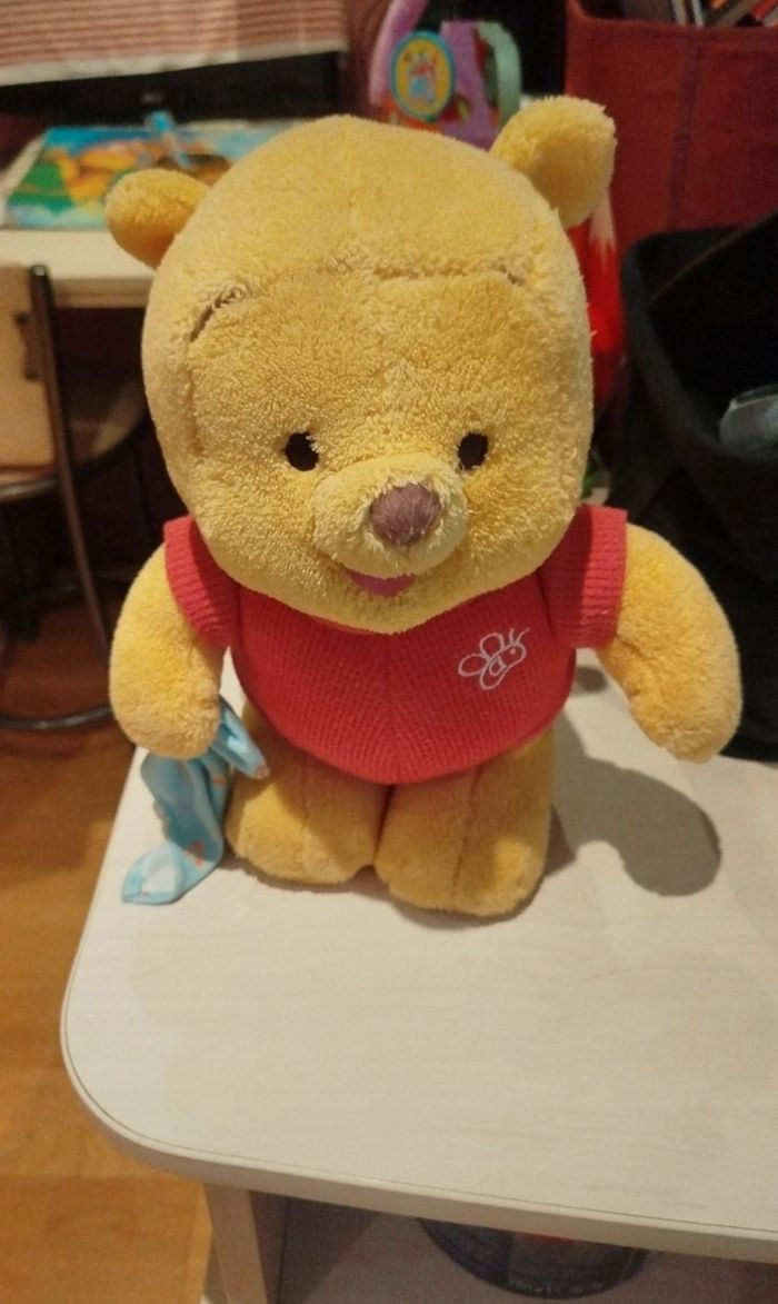 Peluche Winnie pooh Fisher price Vintage disney qui marche