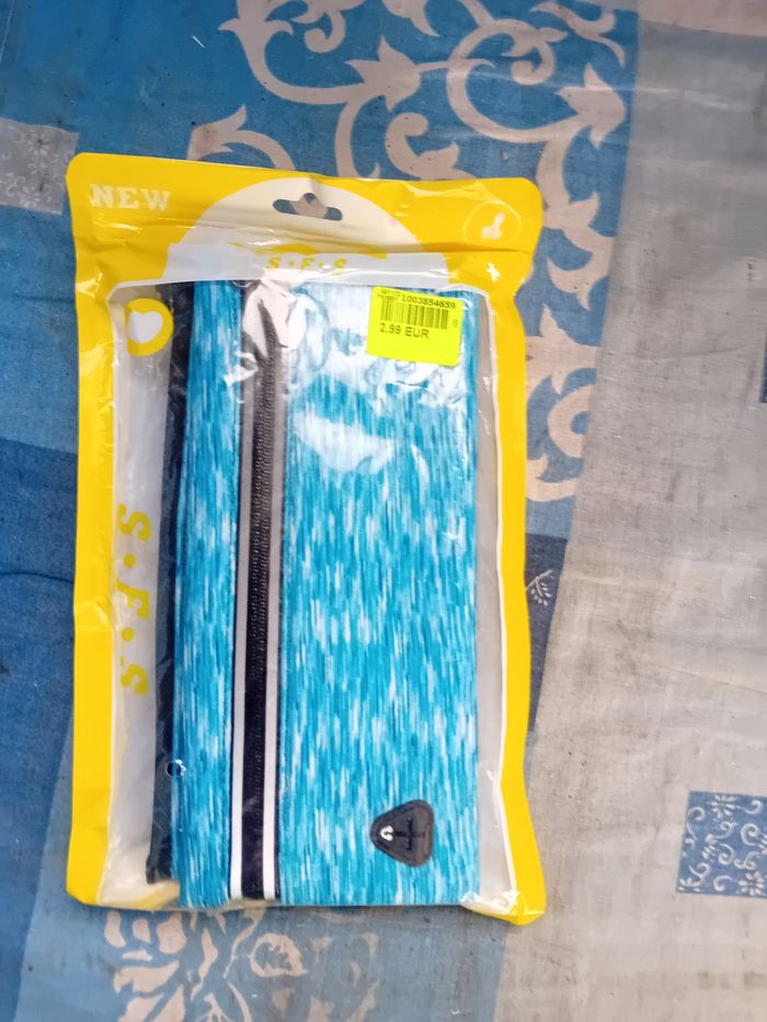 Sacoche banane bleu neuf - photo numéro 2