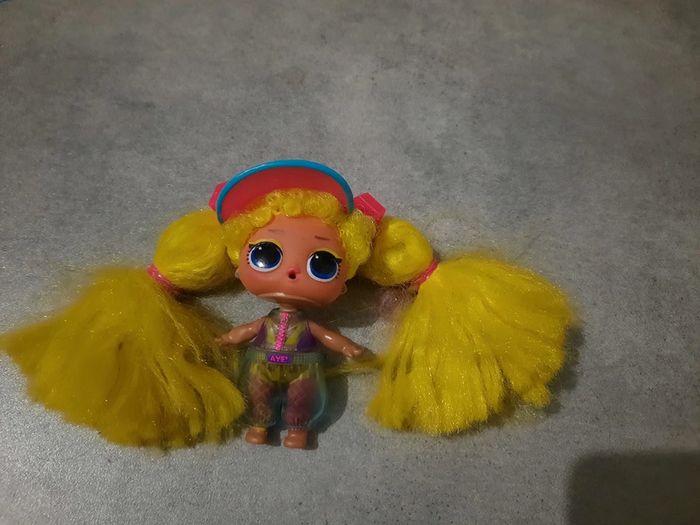 Poupée L.O.L Surprise Remix Hairflip - photo numéro 2