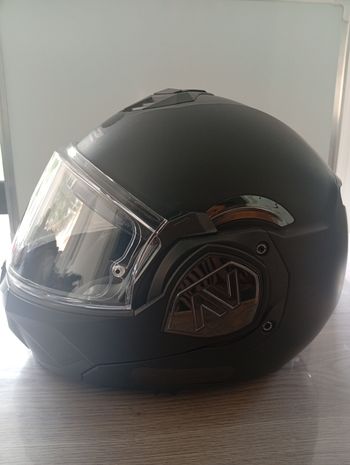 Casque moto ls2 helmets avant solid noir mat taille M