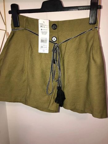 🌼 Short kaki avec ceinture tressée🌼