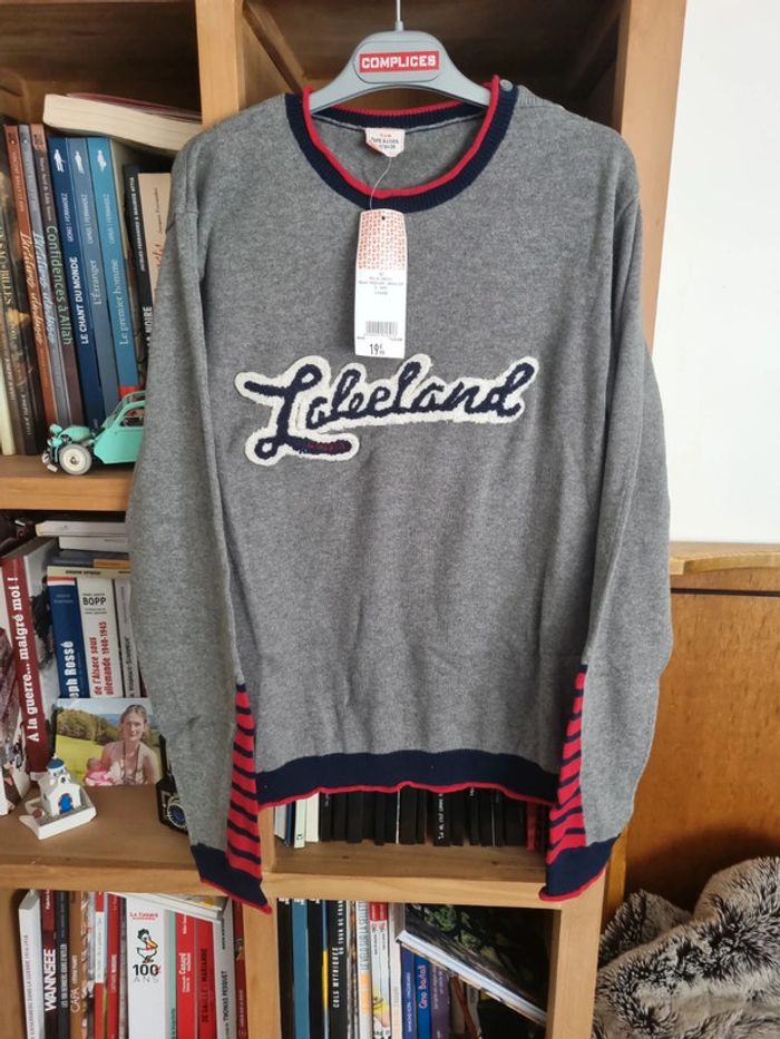 Pull garçon neuf taille 14 ans tape à l'oeil