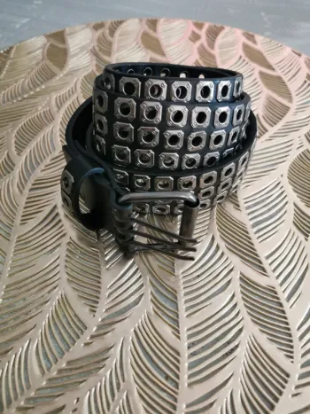 Ceinture style punk années 80 noire