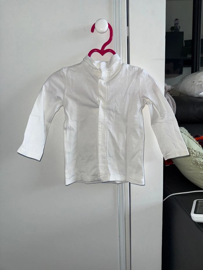 Joli tee shirt à col roulé - photo numéro 2