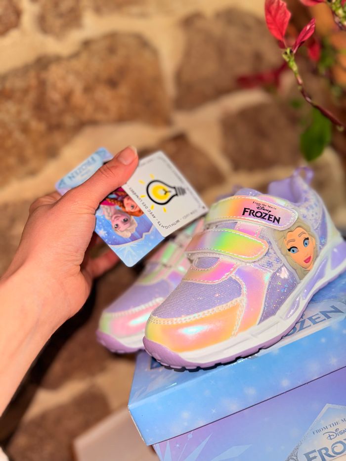 Basket reine des neiges lumineuse - photo numéro 6