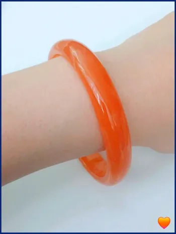 Bracelet en résine orange marbré – Tendance