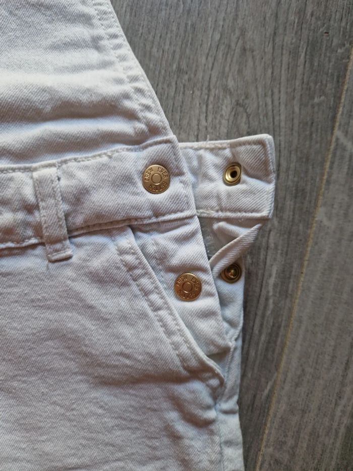 Salopette blanche jean pressions dorées T3ans TBE orchestra - photo numéro 3