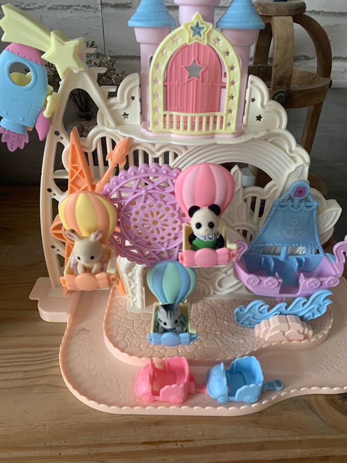 Le manège fête forraine des bébés Sylvanian - photo numéro 2