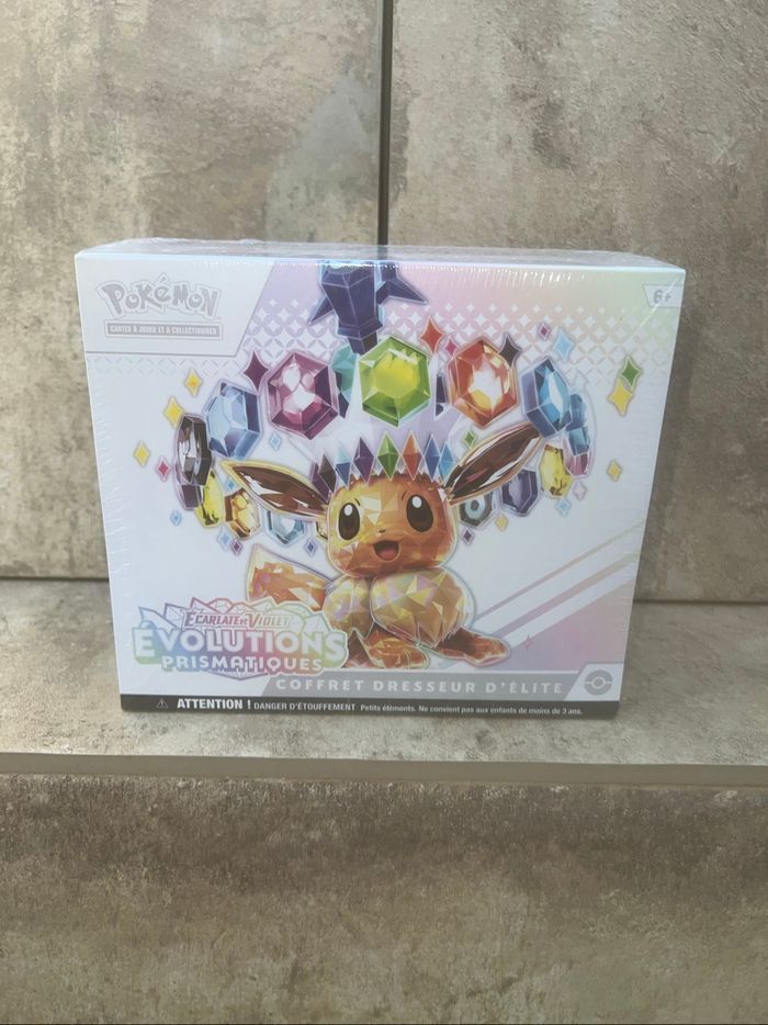 Etb Pokémon 8.5 évolutions prismatiques