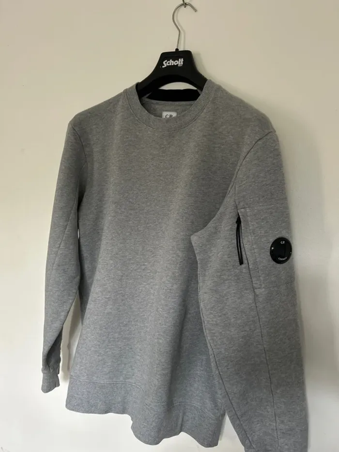 C.p. Company sweat gris
