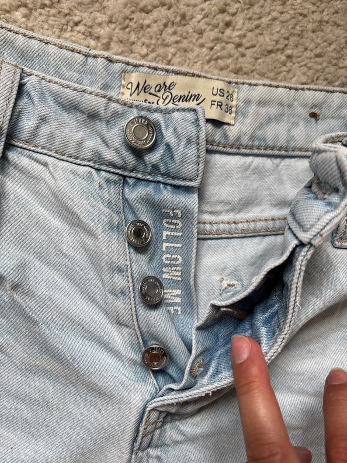 Short en jean Jennyfer taille 36 - photo numéro 2