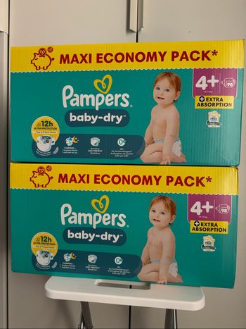 108 couches Pampers premium taille 4+