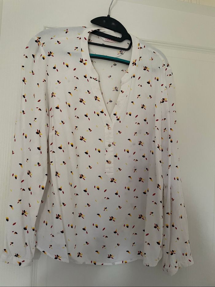 Vend blouse manches longues avec motifs de marque CAMAÏEU
