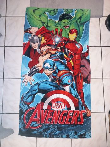 Drap bain plage avengers