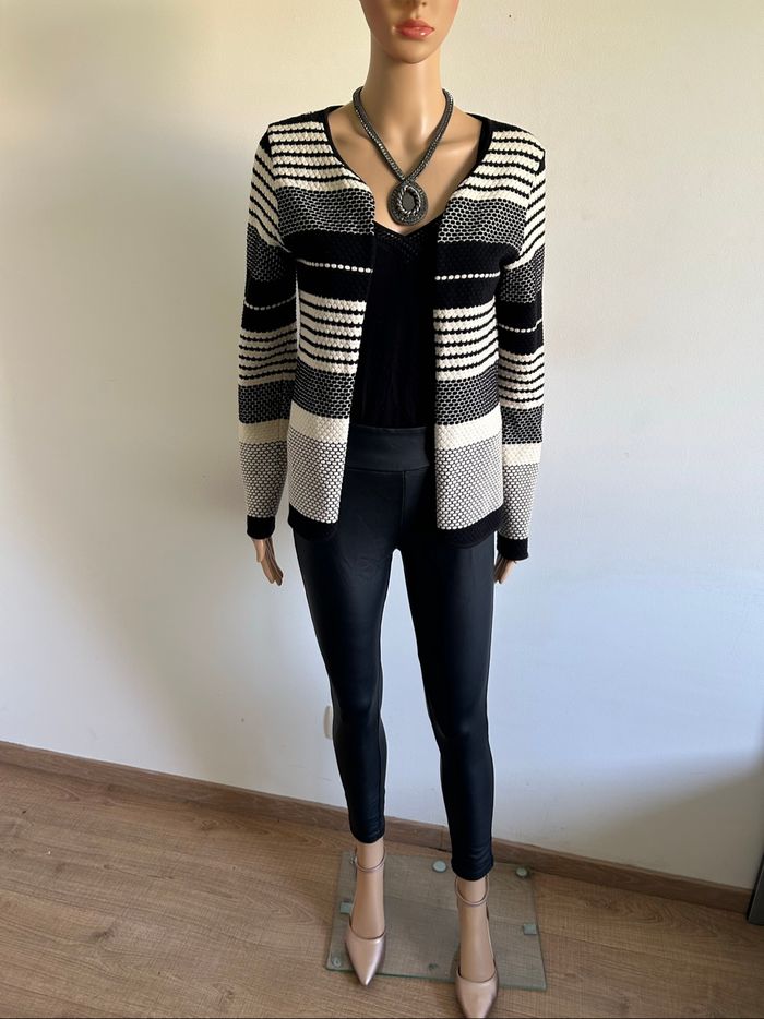 Cardigan beige et noir Only taille XS TBE - photo numéro 3