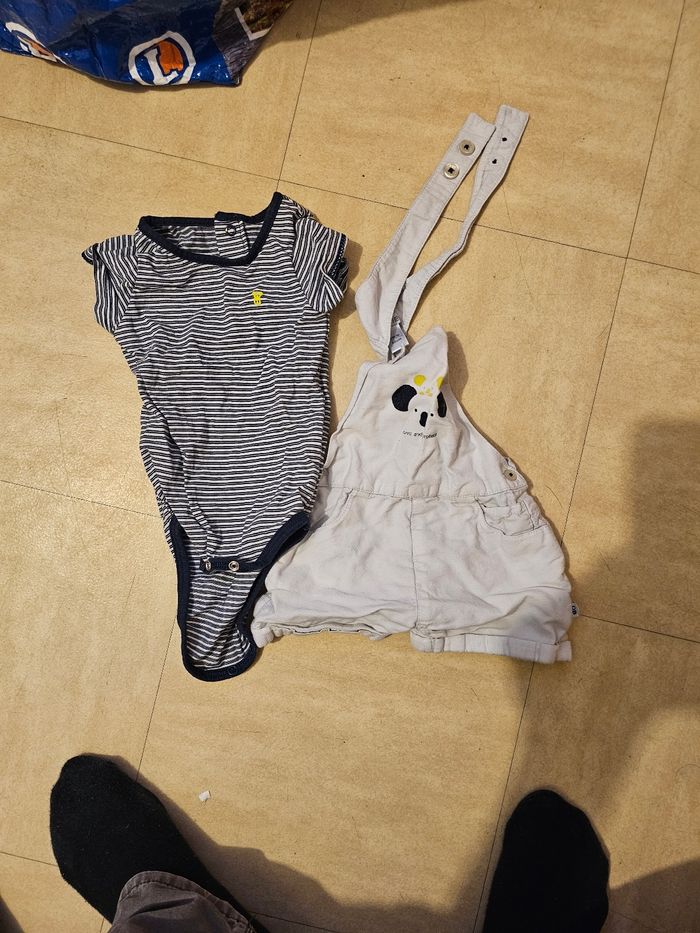 Vêtement de bébé de 6-9 mois - photo numéro 4