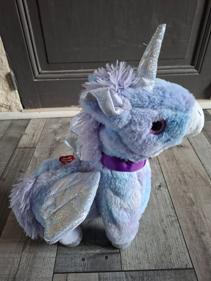 Peluche licorne qui marche - photo numéro 3