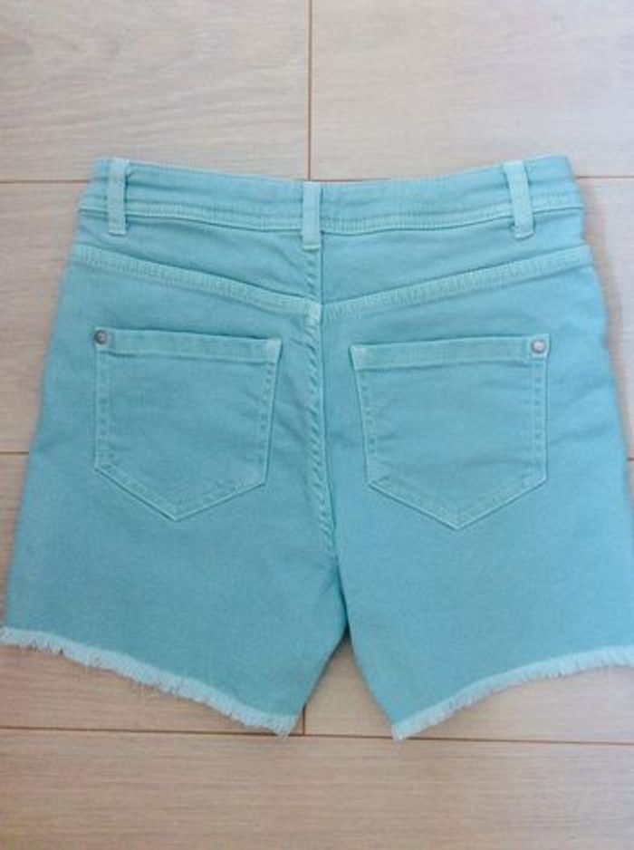 Short Bizzbee T34 - photo numéro 3