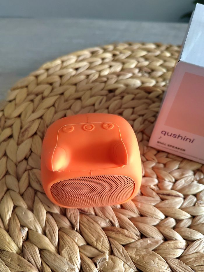 Enceinte Bluetooth Qushini neuve – orange – Neuve - photo numéro 2