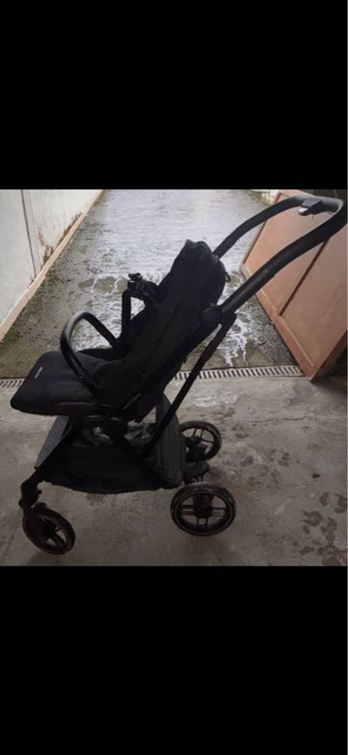 Poussette Leona + cosy + isofix - photo numéro 4