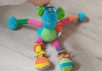 Peluche d'activité bébé confort
