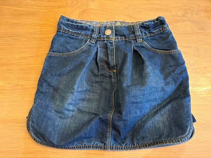 Jupe en jean tape à l’œil taille 8 ans