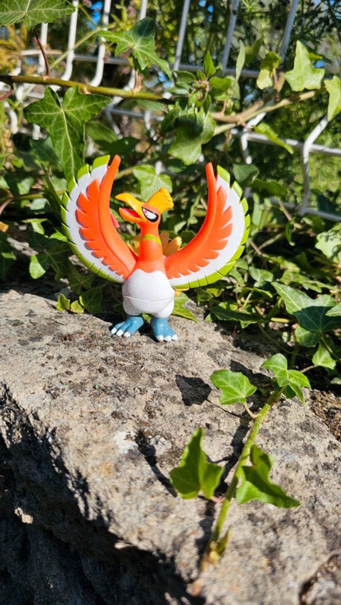 Super figurine Pokemon Nintendo ho-oh