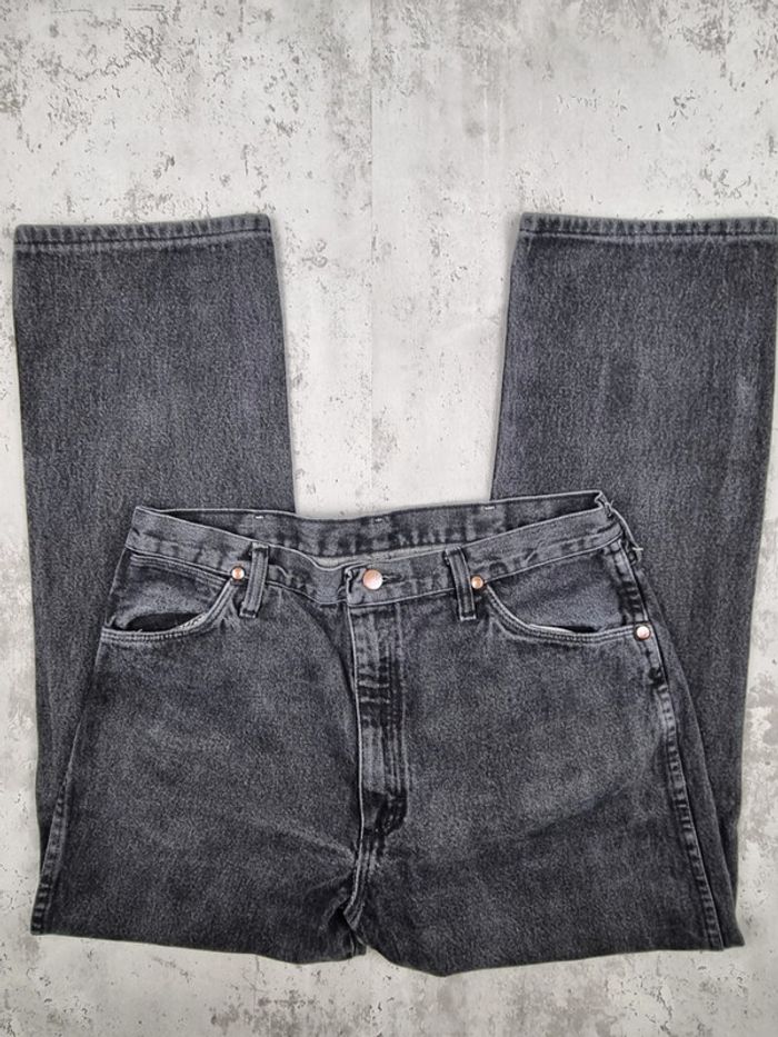 Jeans Wrangler gris foncé – Taille 36x34 Hommes (mesures en photos) - photo numéro 2