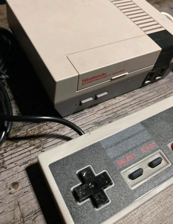 Console Nintendo Mini NES complète fonctionnel PAL - photo numéro 4