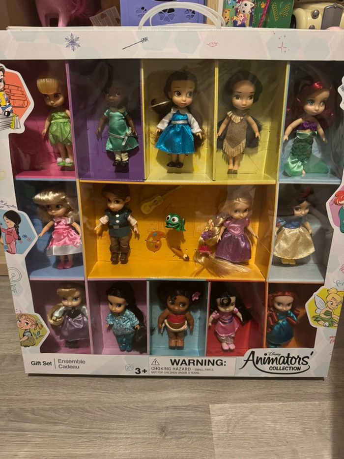 Coffret poupée animators Disneystore