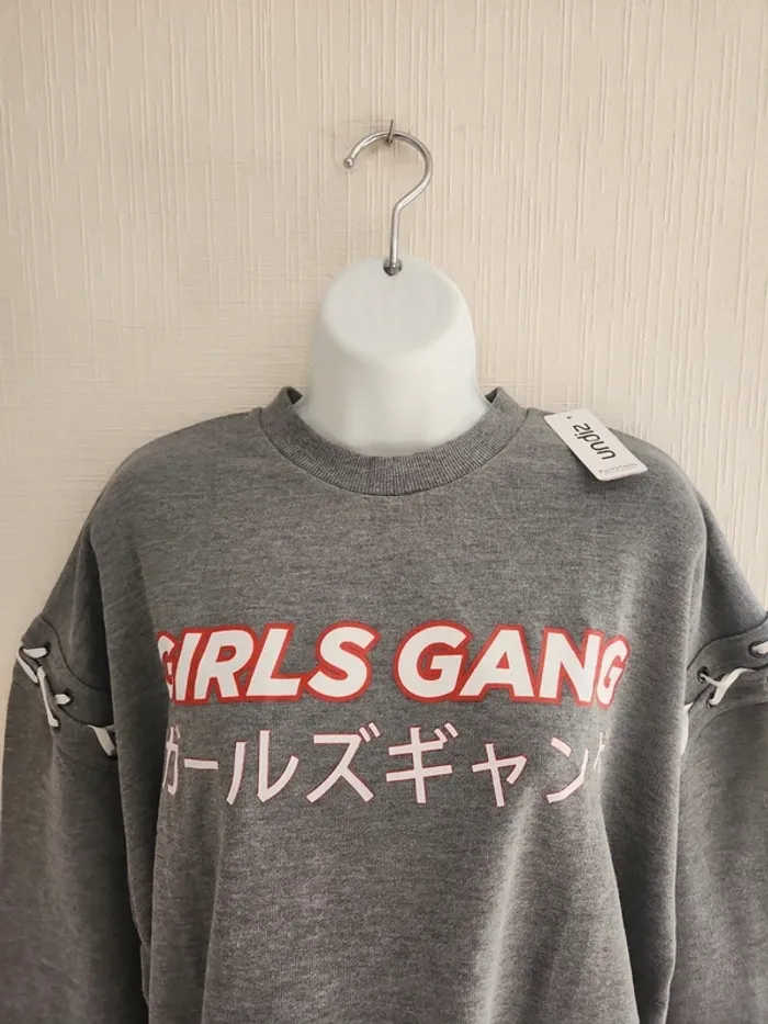 Joli sweat Undiz S oversize gris Girls Gang détails lacet - photo numéro 3