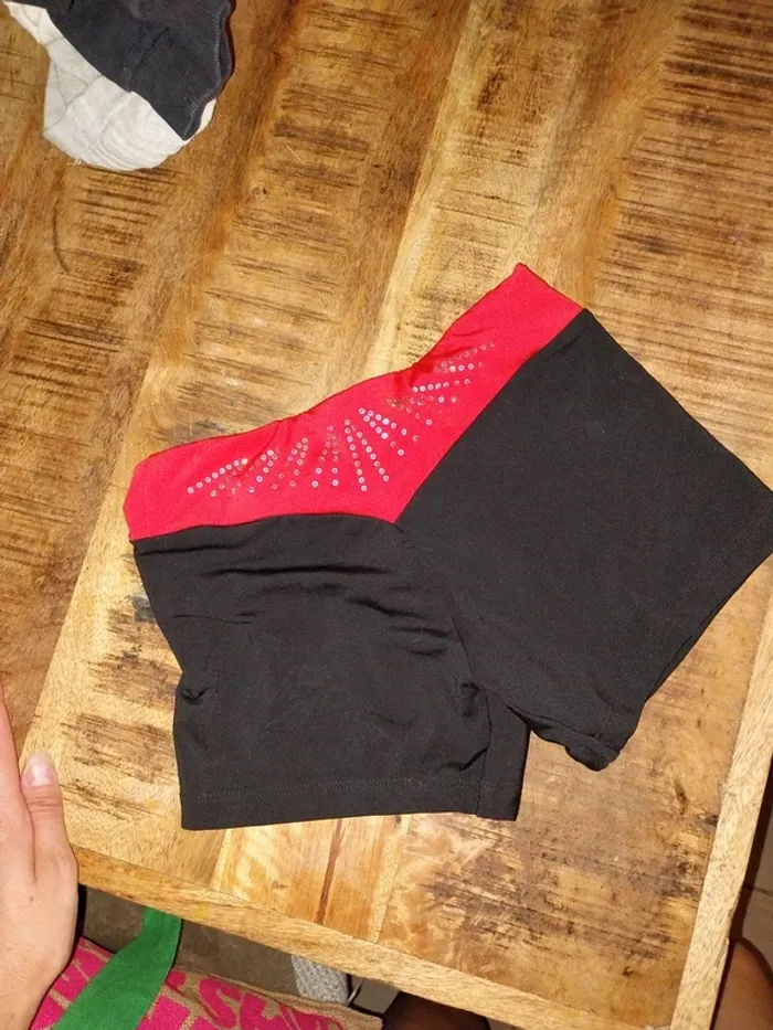 Short de gym domyos 10ans - photo numéro 2