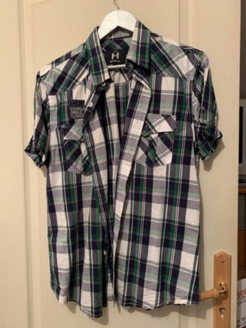 Chemise à carreaux