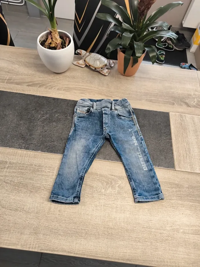 Pantalon jean souple garçon 18 mois Diesel