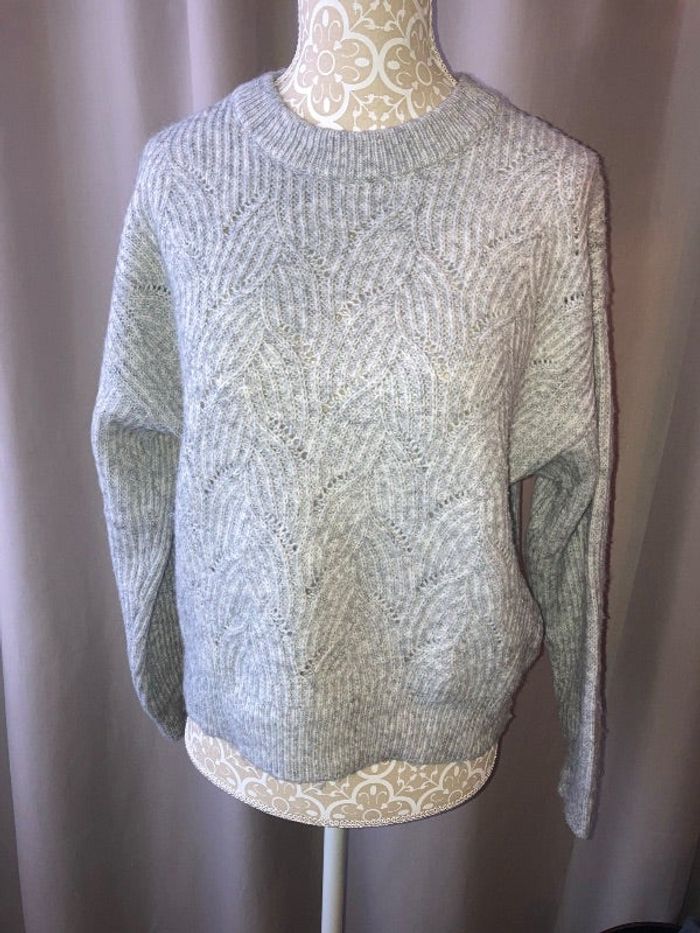 Pull gris