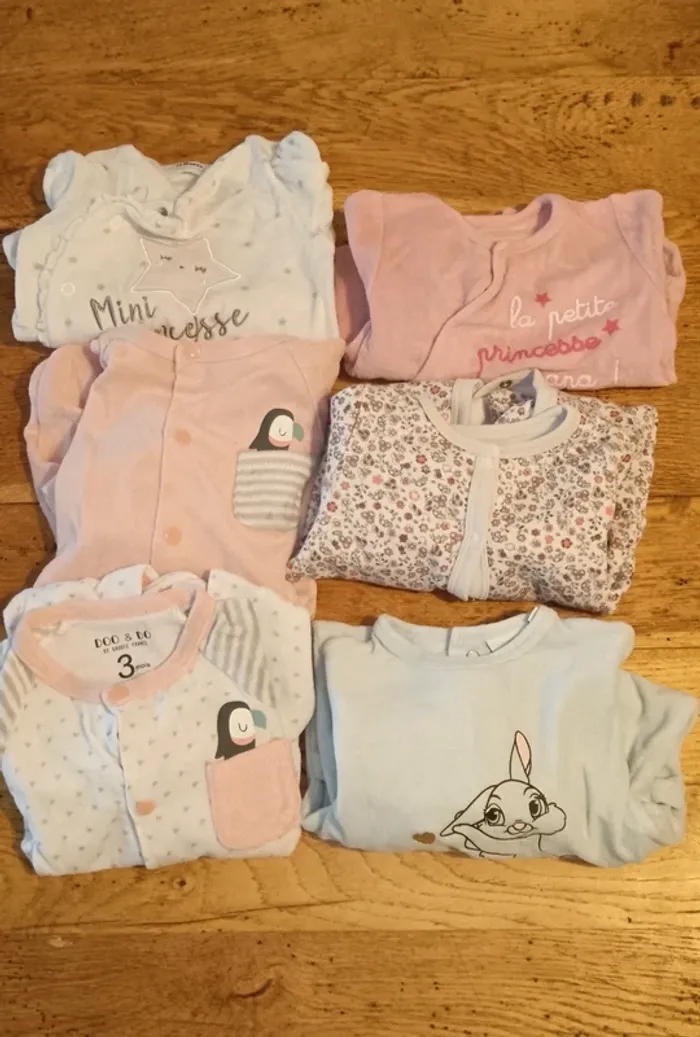 Lot vêtements fille 3 mois - photo numéro 2