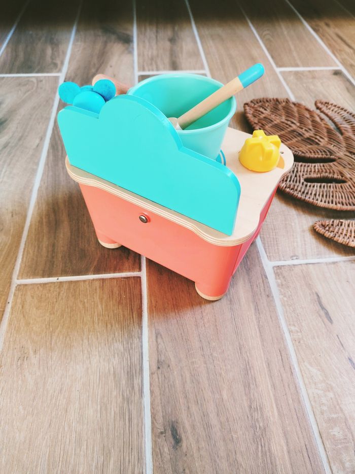 🍳Dinette four kitchenette en bois avec accessoires marque Djeco - photo numéro 4