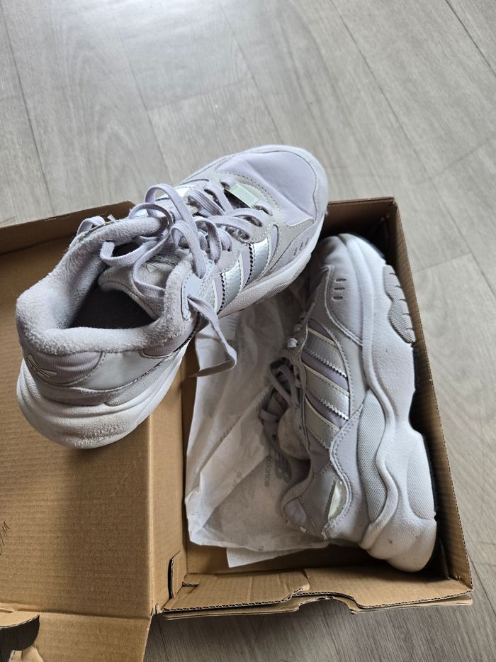 Basket adidas - photo numéro 2