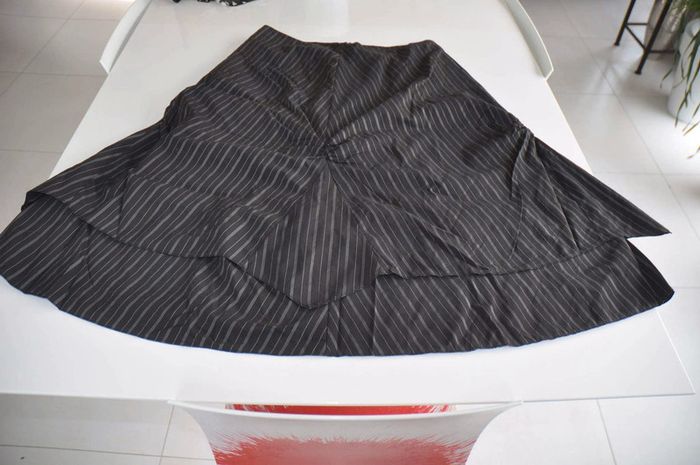 Jupe avec volants taille 46