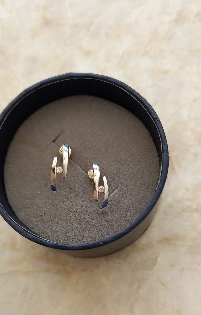 Boucles d’oreilles or blanc diamant
