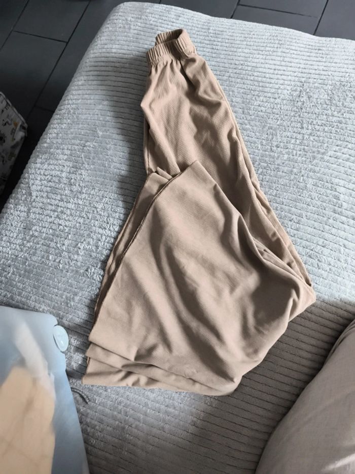 Pantalon large - photo numéro 2
