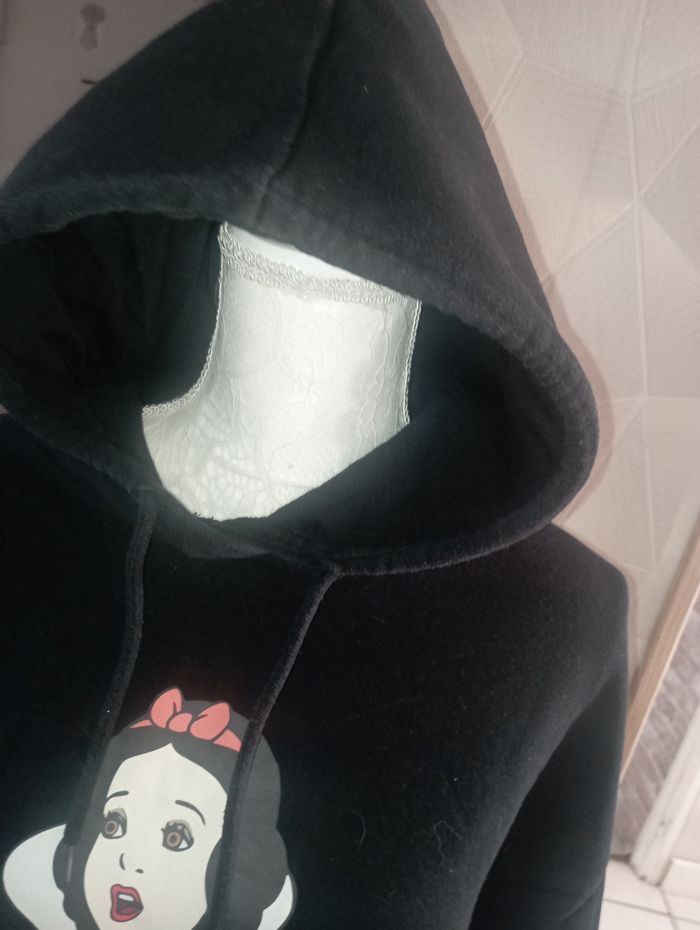 Sweat a capuche - photo numéro 3